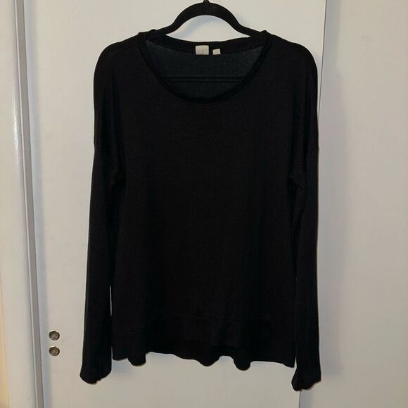 GAP Women’s Solid Black Lightweight Crew Sweater Large Gently Worn - Picture 1 of 11